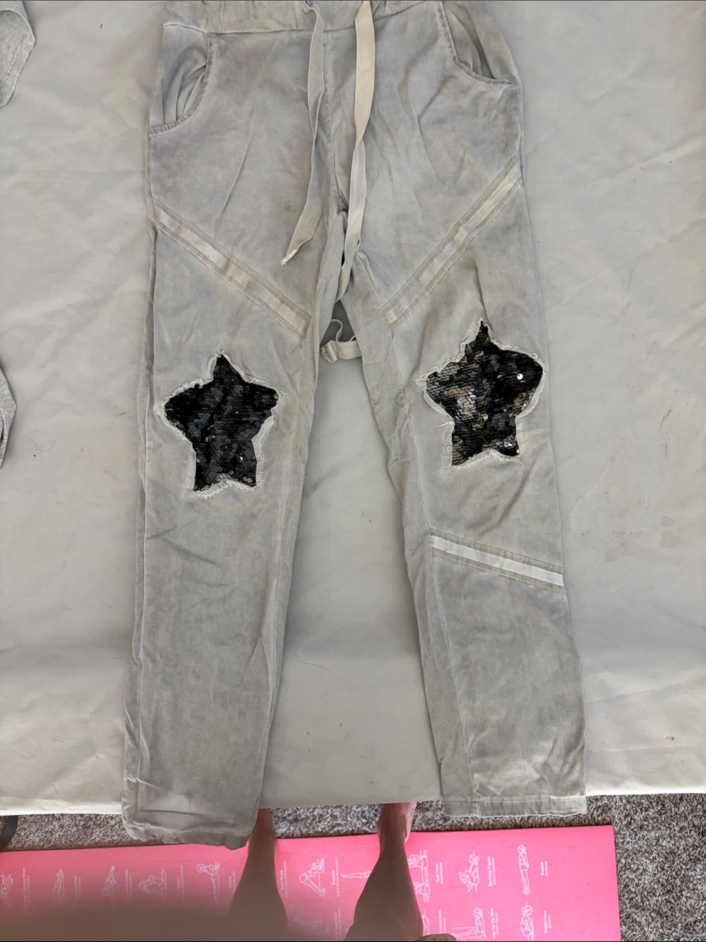 Ventti Gray Cropped Jeans with Black Sequin Star Patches